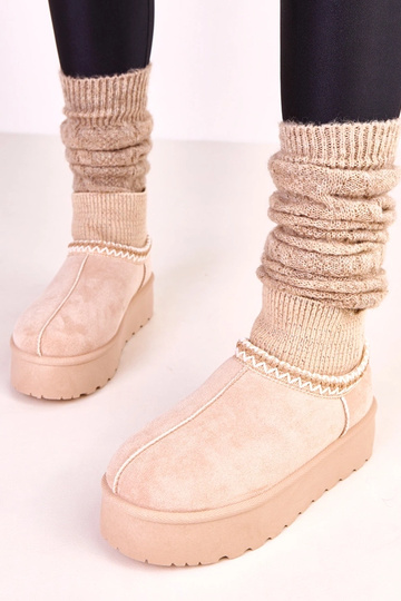 Sandfarben niedrige Schneestiefel mit Sockenartschaft Bernica 2