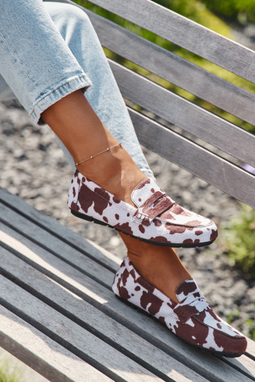 Mocassins plats pour femmes avec patchs couleur marron et blanc "Soreline"