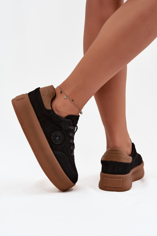 Sneakers Stilvollllschuhe Feminin mit einer Plattform Big Star SS274761 schZuarze Farbe