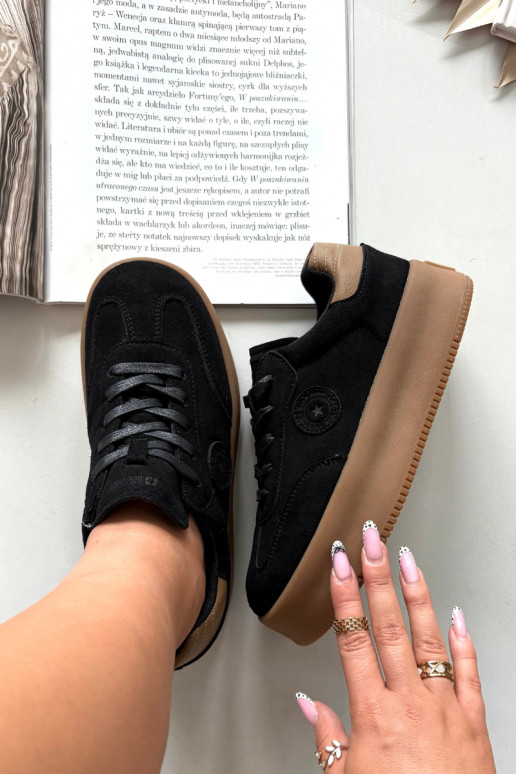 Dames sportieve schoenen met platform "Big Star" SS274761 zwarte kleur