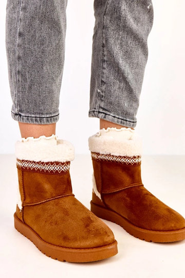 Karamellfarbene niedrige Schneestiefel mit Stickerei Sensila