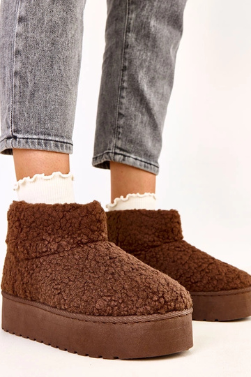 Bottes en neige brun foncé...