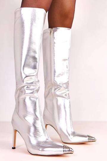 Bottes montantes élégantes...