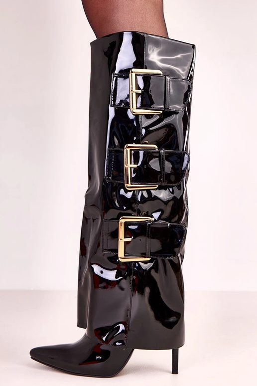 Schwarze Lack-Stiefel mit...