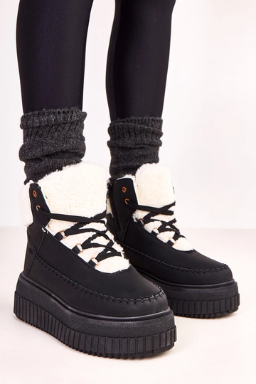 Bottines sportives chaudes noires à plateforme Lorraine