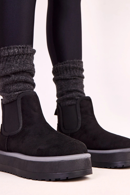 Bottes basses noires imperméables...