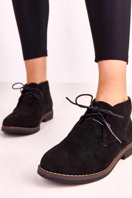 Bottines noires pour femmes à semelle... Bottines noires pour femmes à semelle...