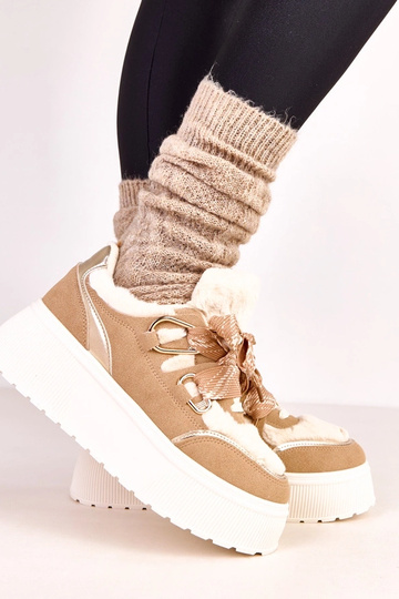 Baskets sportives chaudes... 2