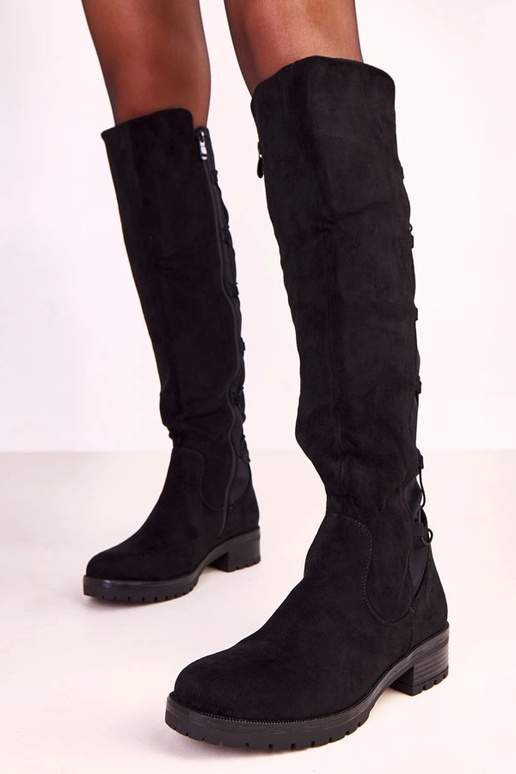 Bottes noires montantes avec lacets...
