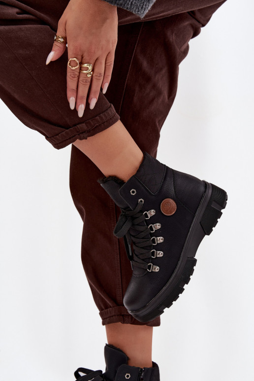 réchauffer chaussures Féminin avec une plateforme couleur noire Zaraine réchauffer chaussures Féminin avec une plateforme couleur noire Zaraine