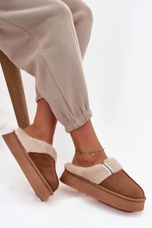 Chaussons pour femmes avec fourrure, couleur marron « Parisse »
