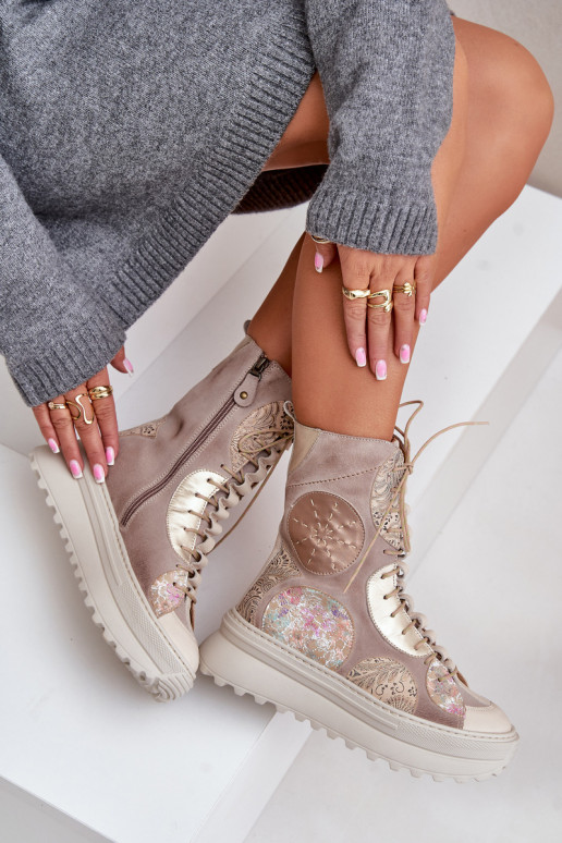 Leer Suede schoenen met platform opInarmen Het heeftciejka 06565-04 beige Leer Suede schoenen met platform opInarmen Het heeftciejka 06565-04 beige