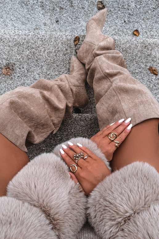 Un modèle convaincant bottes pour femmes avec des talons fins beige Ysolienne Un modèle convaincant bottes pour femmes avec des talons fins beige Ysolienne