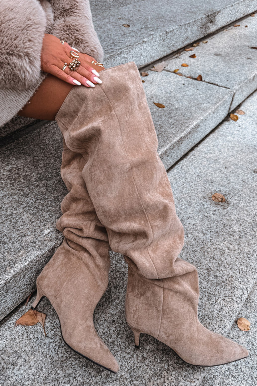 Un modèle convaincant bottes pour femmes avec des talons fins beige Ysolienne Un modèle convaincant bottes pour femmes avec des talons fins beige Ysolienne