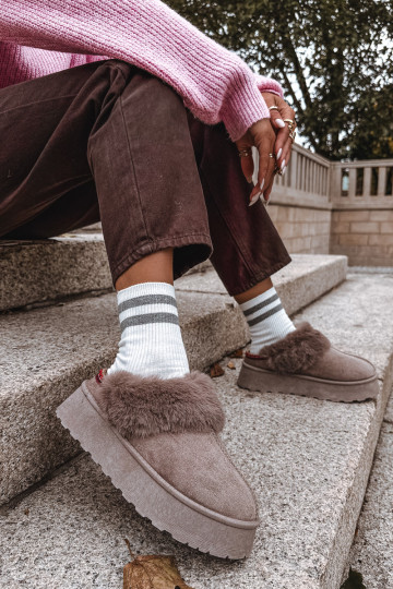 Bottes de neige Féminin avec une plateforme avec un manteau de fourrure I Haftem beige Querina 2