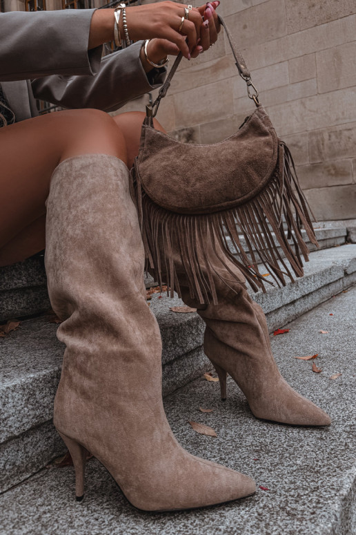 Un modèle convaincant bottes pour femmes avec des talons finsen daim écologiqueu beige Noretta Un modèle convaincant bottes pour femmes avec des talons finsen daim écologiqueu beige Noretta