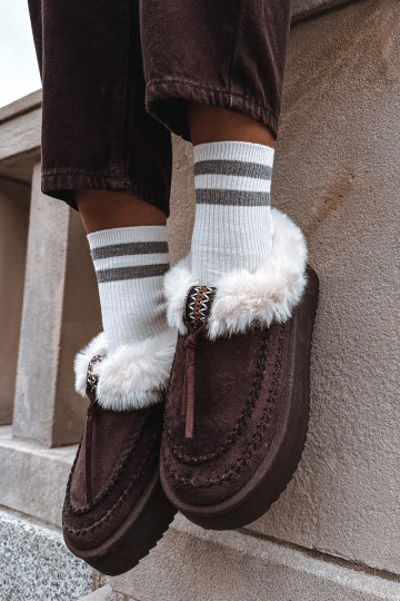 Schneestiefel Feminin mit Pelzmantel mit einer Plattform CzekoladoZue Rosmira