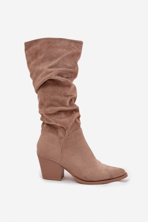 dameslaarzen Met een geplooid bovenInerk met hakken opInarmen beige Paelina dameslaarzen Met een geplooid bovenInerk met hakken opInarmen beige Paelina