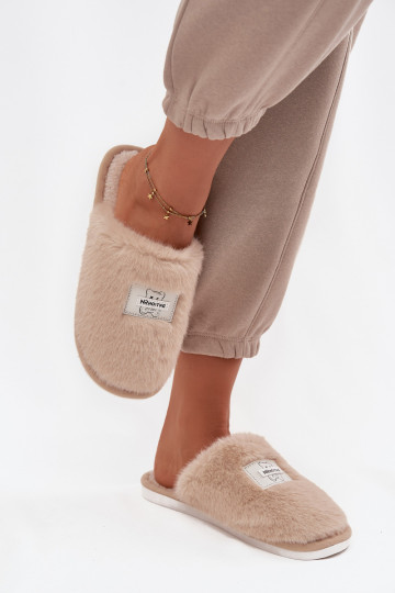Chaussons pour femmes en fausse fourrure beige 2