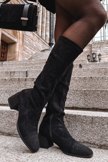 Damen Stiefel mit Klocke-Dekoration aus Kunstvelours in Schwarz Ivanna 2