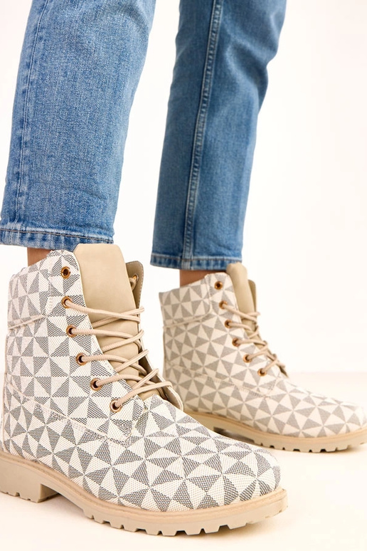 Beige-zwarte werkschoenen met... Beige-zwarte werkschoenen met...