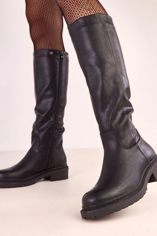 Bottes hautes noires avec tige...
