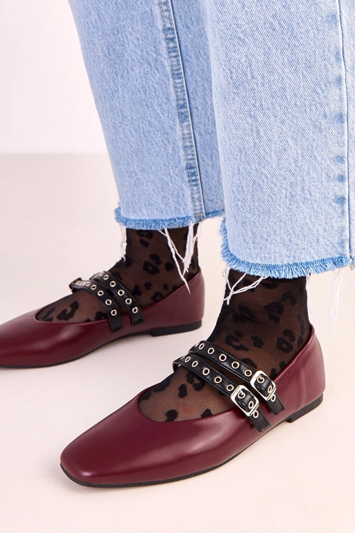 Ballerines Alfira en rouge foncé avec... Ballerines Alfira en rouge foncé avec...