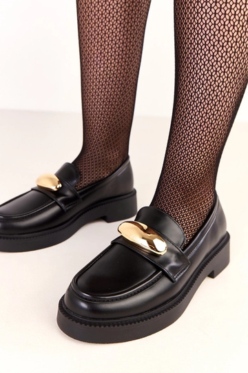 Zwarte Ella mocassins met gouden versiering 2