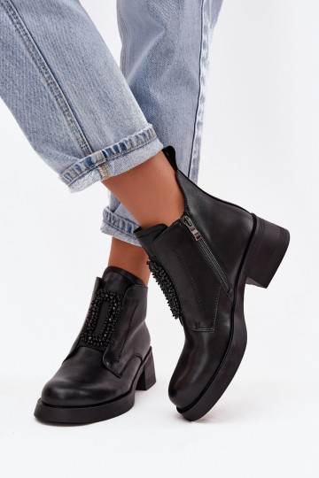 Bottines en cuir pour femmes avec ornements D&A JC52-869 couleur noire 2