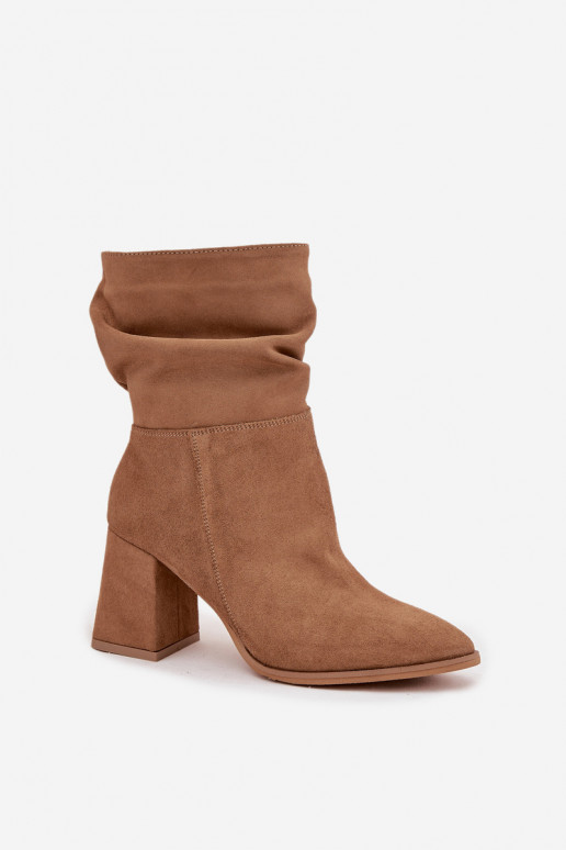 LaarzenOpturalnego van suèdeu opInarmen met hakken Met ruches Zazoo 4216 beige LaarzenOpturalnego van suèdeu opInarmen met hakken Met ruches Zazoo 4216 beige