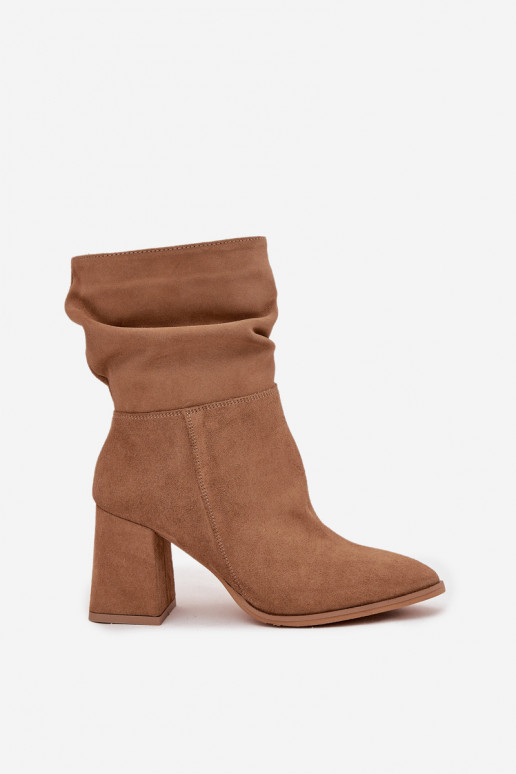 LaarzenOpturalnego van suèdeu opInarmen met hakken Met ruches Zazoo 4216 beige LaarzenOpturalnego van suèdeu opInarmen met hakken Met ruches Zazoo 4216 beige