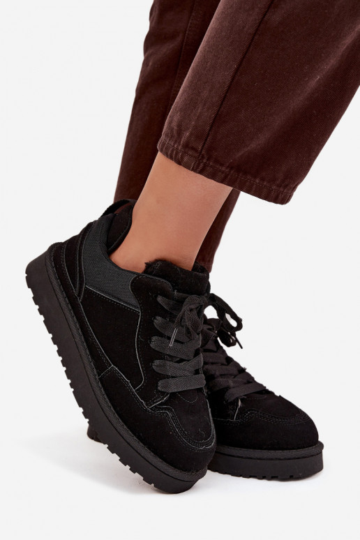 Chaussures modèle baskets Féminin réchauffer avec de la fourrure à l intérieur couleur noire Cyrissa Chaussures modèle baskets Féminin réchauffer avec de la fourrure à l intérieur couleur noire Cyrissa