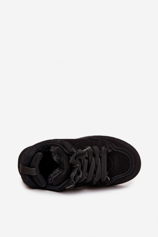 Chaussures modèle baskets Féminin réchauffer avec de la fourrure à l intérieur couleur noire Cyrissa Chaussures modèle baskets Féminin réchauffer avec de la fourrure à l intérieur couleur noire Cyrissa