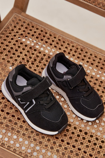 baskets Chaussures modèle baskets Puéril avec attaches adhésives couleur noire Galisse 2