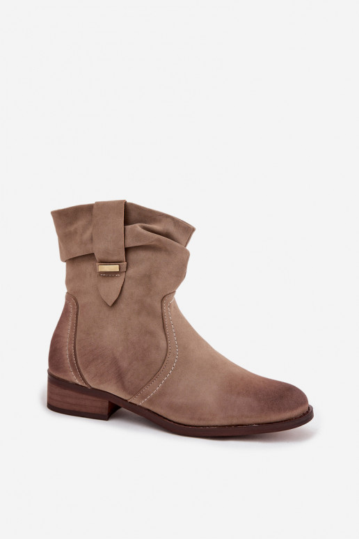 Dameslaarzen Op een lage hak Met ruches opInarmen kaki kleuren Gracia Dameslaarzen Op een lage hak Met ruches opInarmen kaki kleuren Gracia