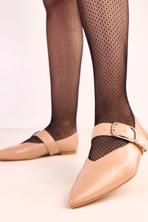 Zandkleurige ballerina's met gesp Lena