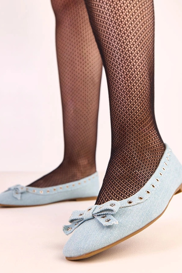 Jeans ballerina's met decoratieve gaatjes en strik Baisa 2