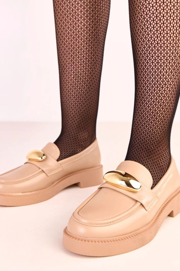 Beige Mokassins mit goldener Verzierung Ella