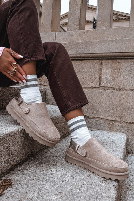 Damen warme Hausschuhe mit Fell innen und Plattform in Sandfarbe Azida