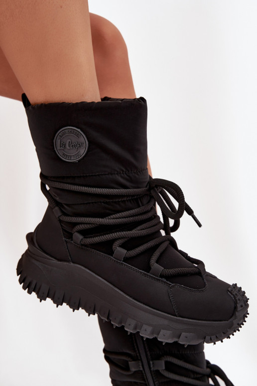 Haut Schneestiefel mit einer Plattform Lee Cooper LCJ-25-12-3660 schZuarze Farbe