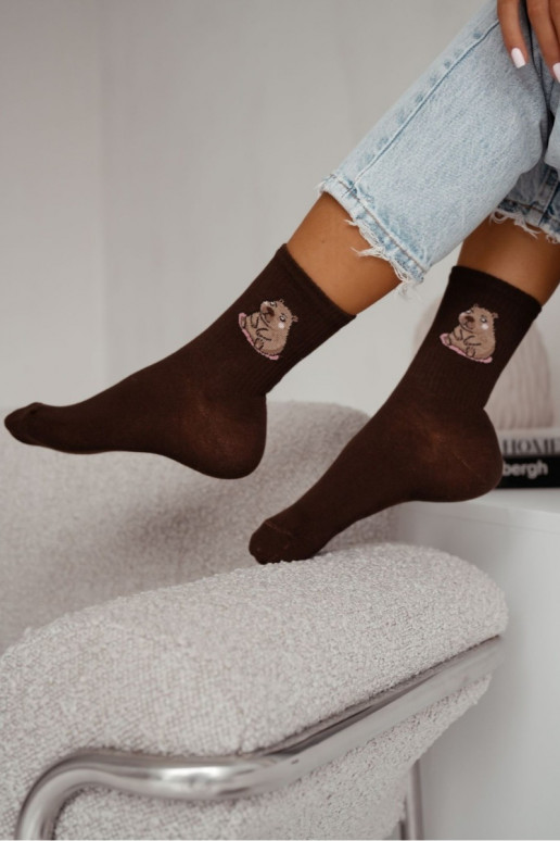 Socken Feminin BaZuełniane Siedząca Kapibara CzekoladoZue