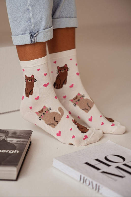 Chaussettes Féminin Chats I avec des coeurs couleur ivoire Chaussettes Féminin Chats I avec des coeurs couleur ivoire