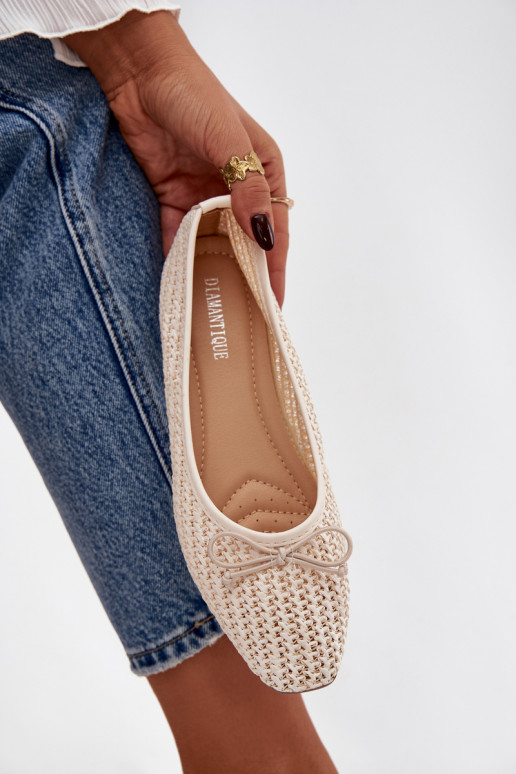 Ballerinas Mit Zopf I Kokardką elfenbeinfarbe Belirra