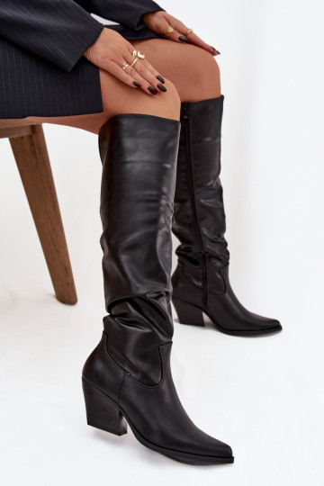 Lange laarzen in cowboystijl met hakken, plooien, gevoerd, zwart Rosvian