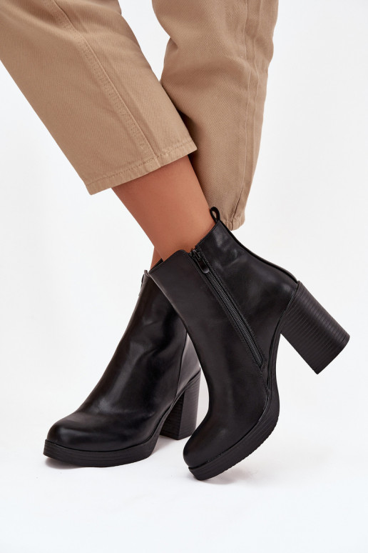 Bottes pour femmes couleur noire Ryselle