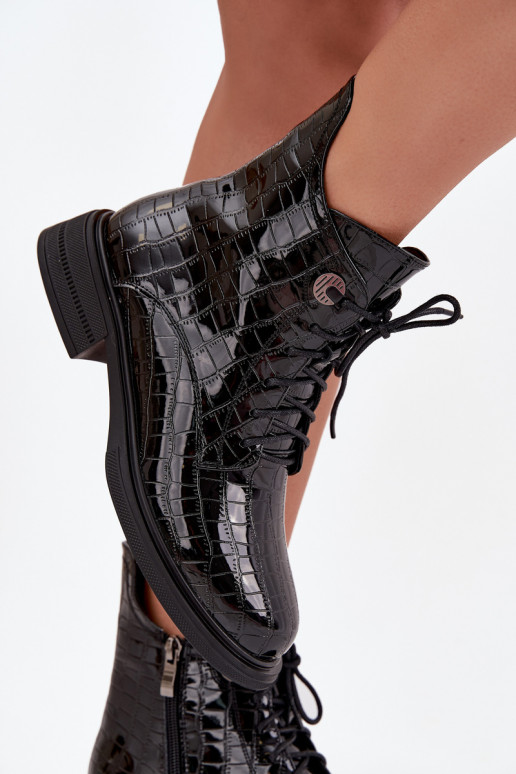 Haut mit Lackeffekt Stiefel mit Aufdruck sich Zuarm laufen schZuarze Farbe Juviane