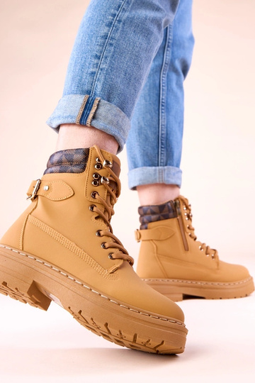 Bottines marron chaudes en...