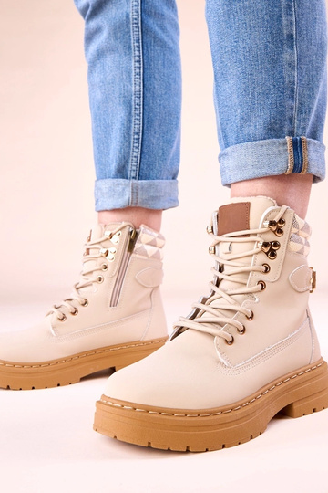 Beige warme Trapper aus mattem Kunstleder Selio