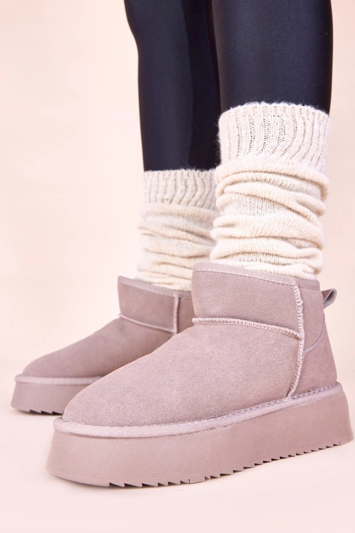 Bottes de neige grises en daim...