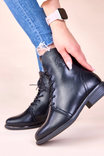 Schwarze warme Stiefeletten...